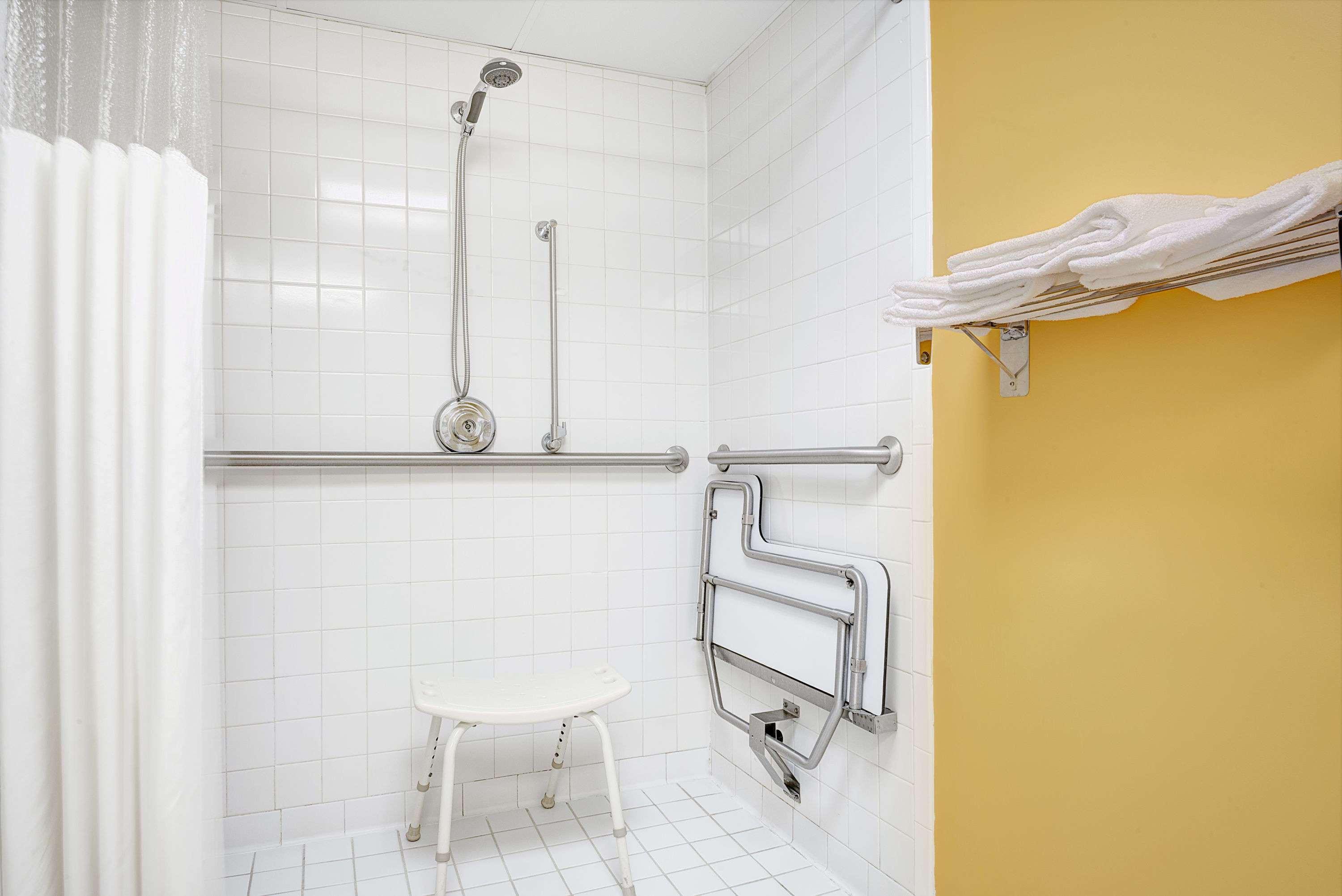Days Inn By Wyndham Burlington East Haw River Экстерьер фото