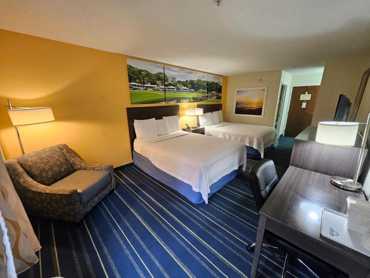 Days Inn By Wyndham Burlington East Haw River Экстерьер фото