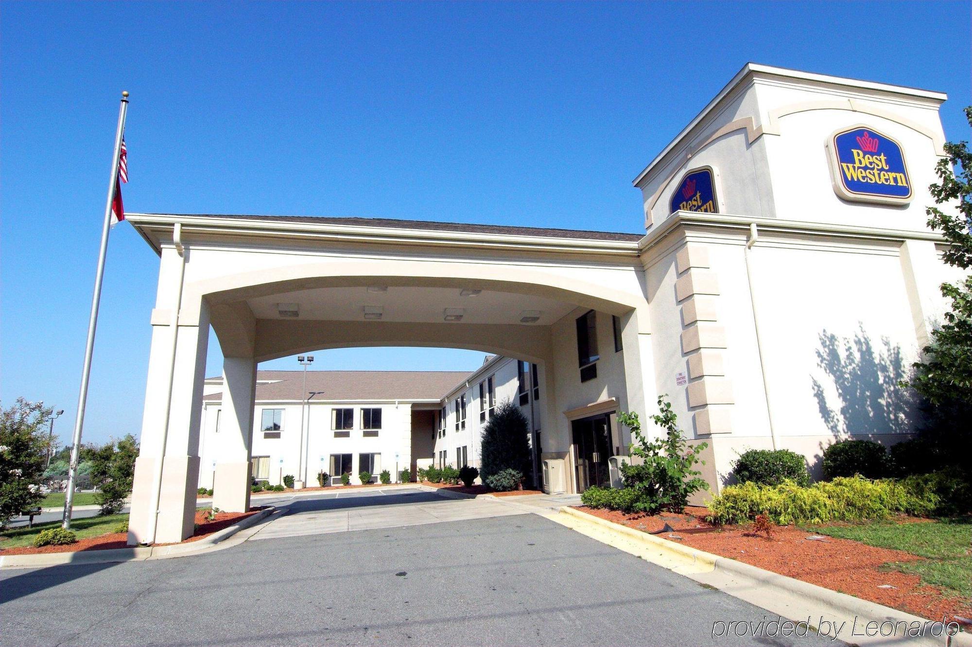Days Inn By Wyndham Burlington East Haw River Экстерьер фото